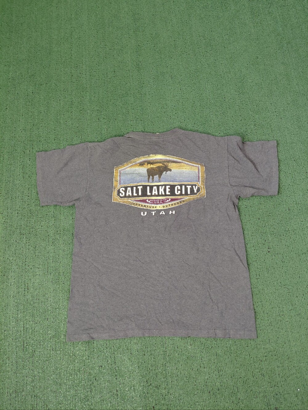 VINTAGE 2007 Salt Lake City Utah Moose Outdoors Y2K Gray T Shirt Sz Large